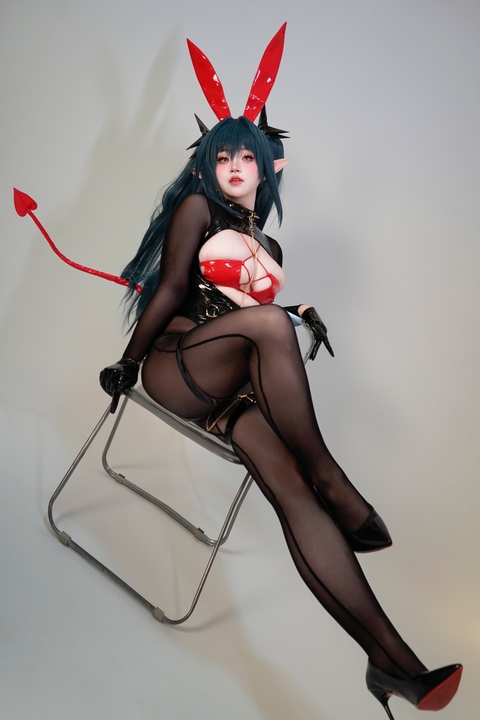 毛毛帽 - 碧蓝航线 雷根斯堡.jpg